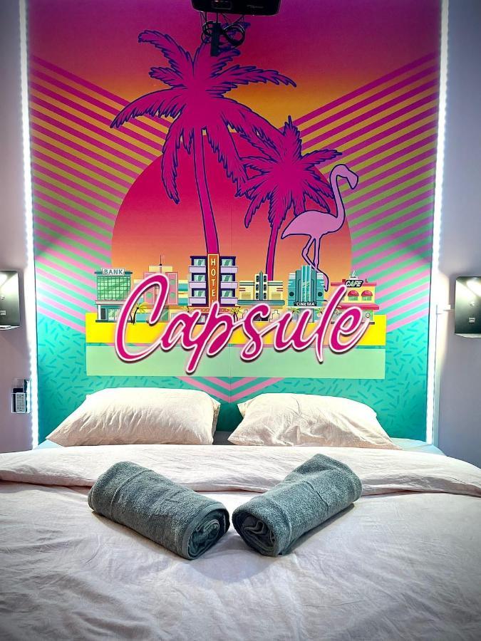 Capsule Miami Vice - Jacuzzi - Billard - Ecran Cinema & Netflix - Ping-Pong - Nintendo & Jeux- 列万 外观 照片